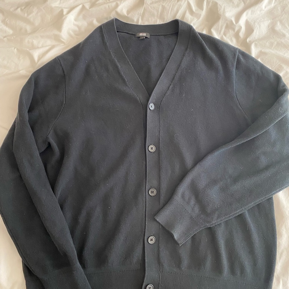 Uniqlo Black Cardigan Sweater V-Neck Long Sleeve